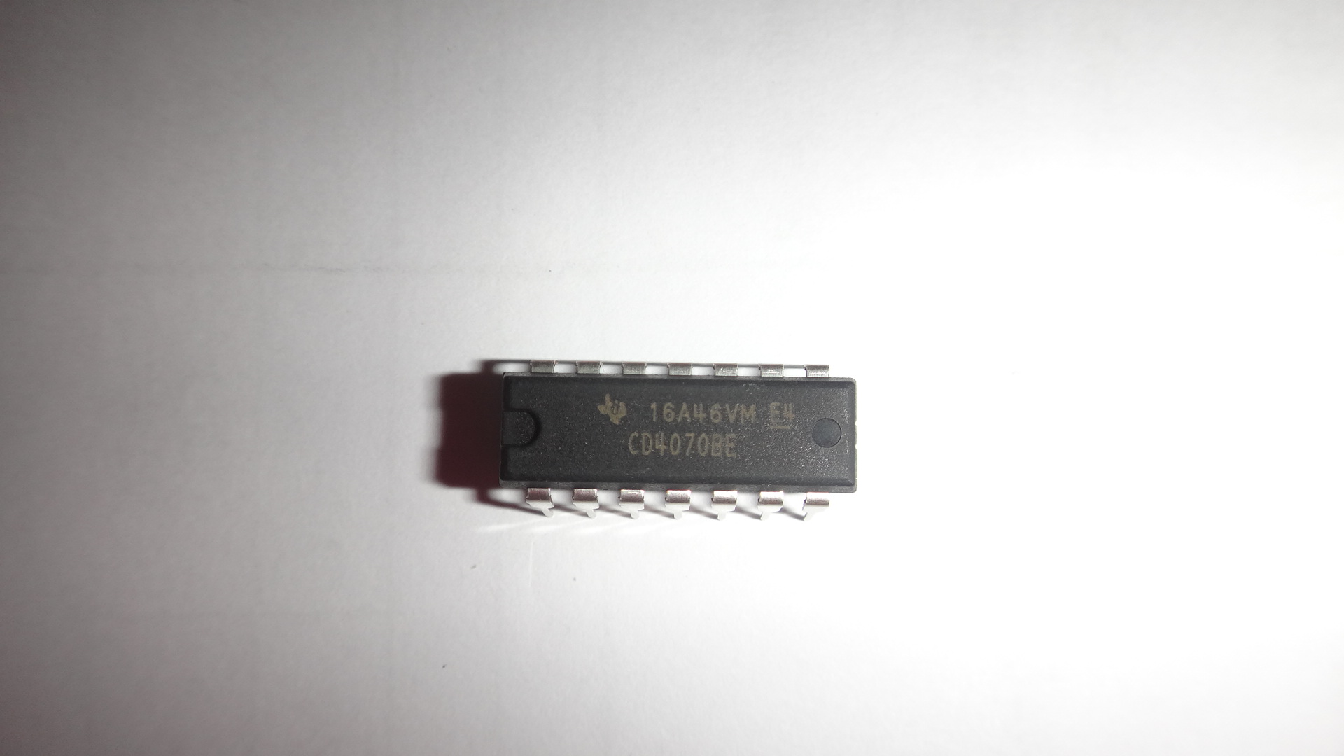 CD4070BE